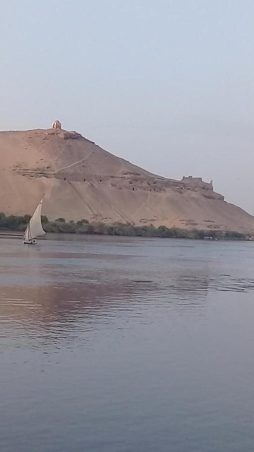 Elephantina Sobek Asuán Exterior foto